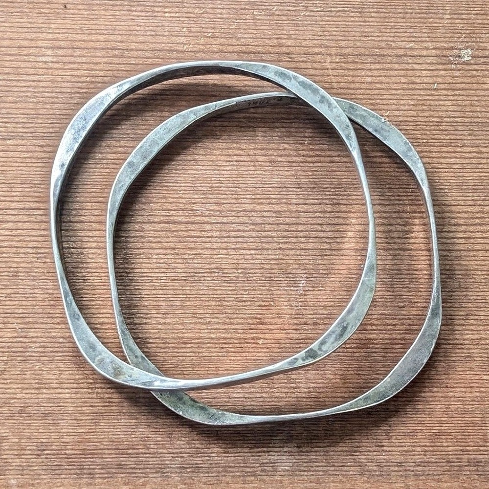 Vintage Modernist Sterling Catanzaro Signed Artisan Hammered Bangle Bracelet Set